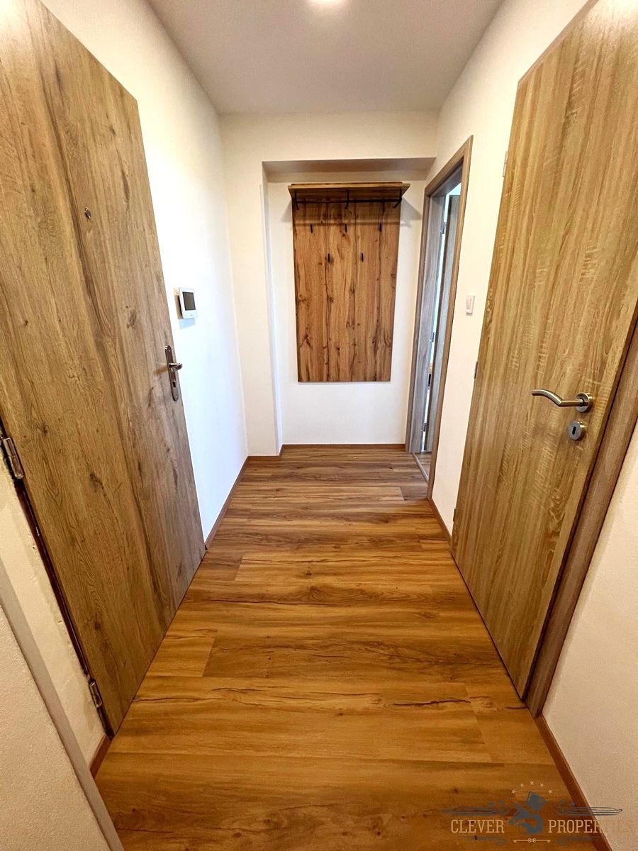 Pronájem bytu 1+1 34 m² – fotografie 3