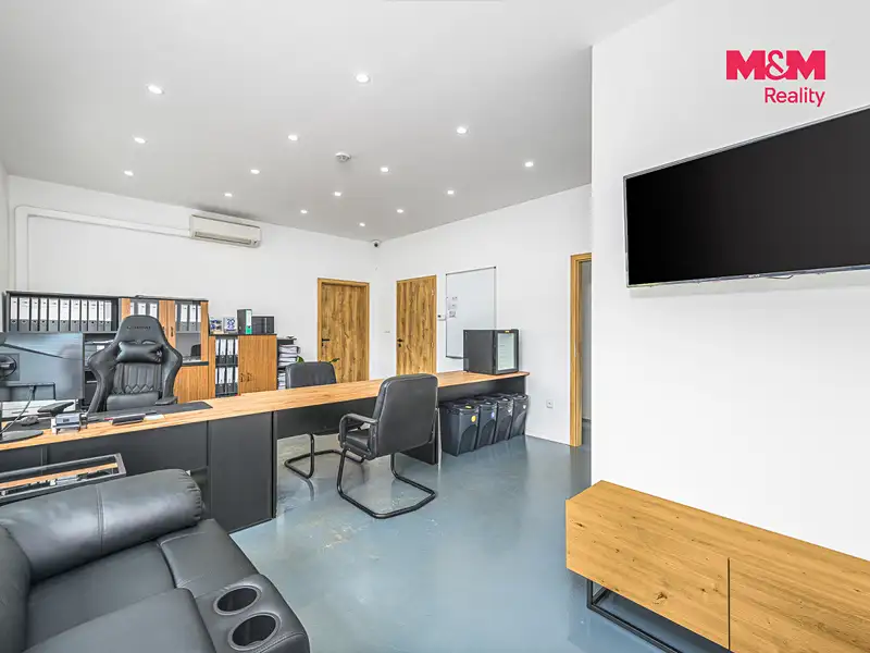 Prodej obchodního prostoru 270 m², Čáslav – náhled fotky 2