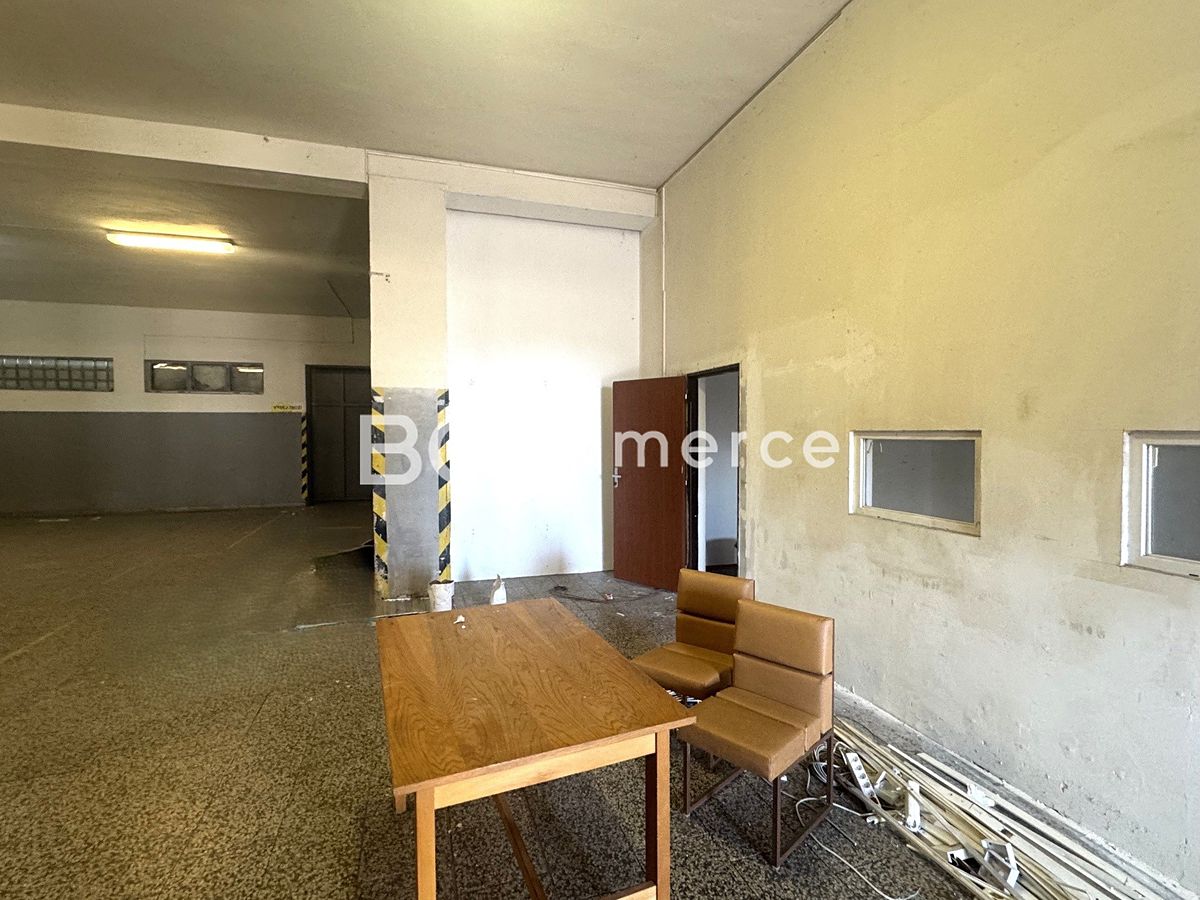 Pronájem skladového prostoru 260 m² – fotografie 3