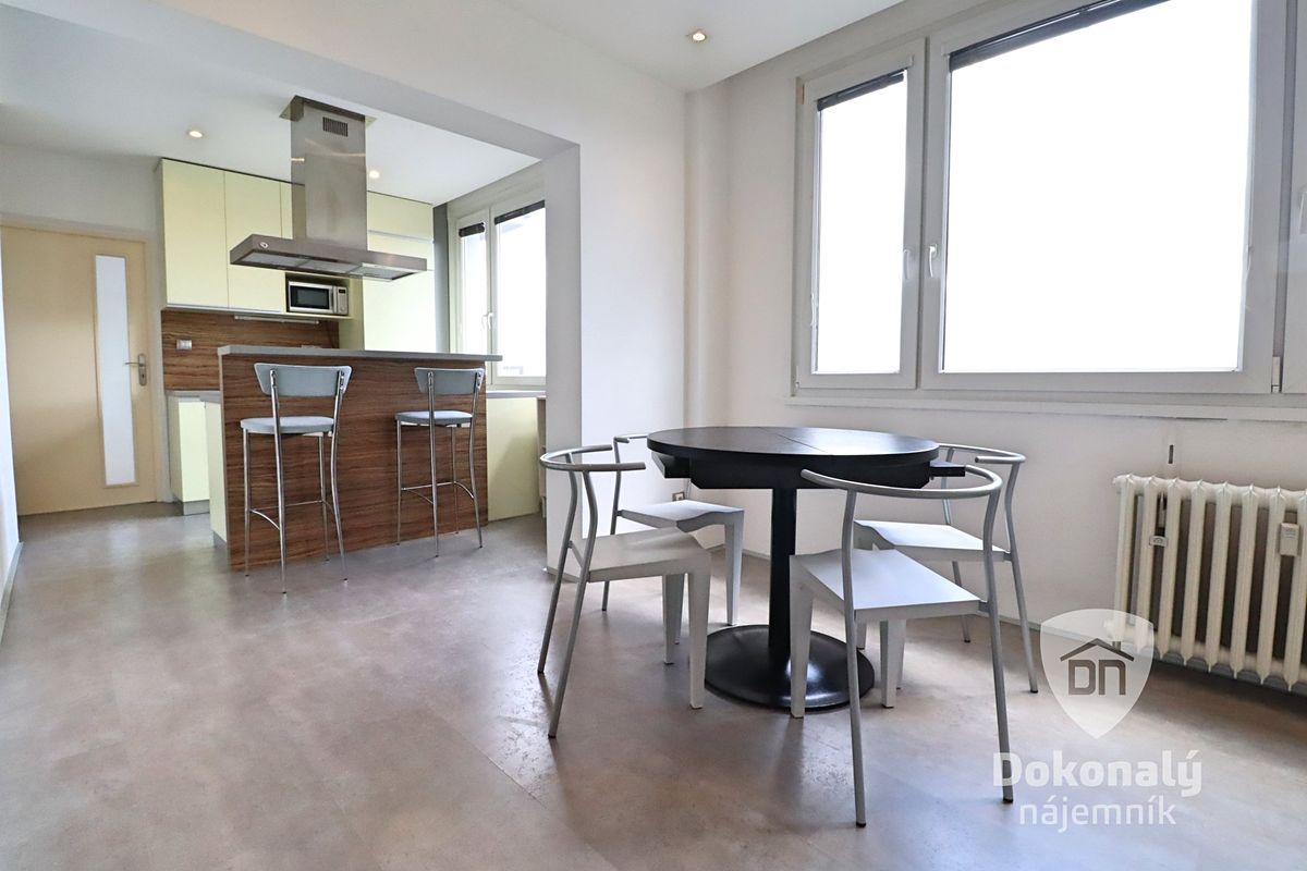 Pronájem bytu 3+kk 72 m²