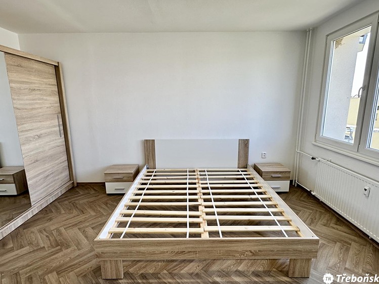Pronájem bytu 2+1, 56 m² (14 z 21)