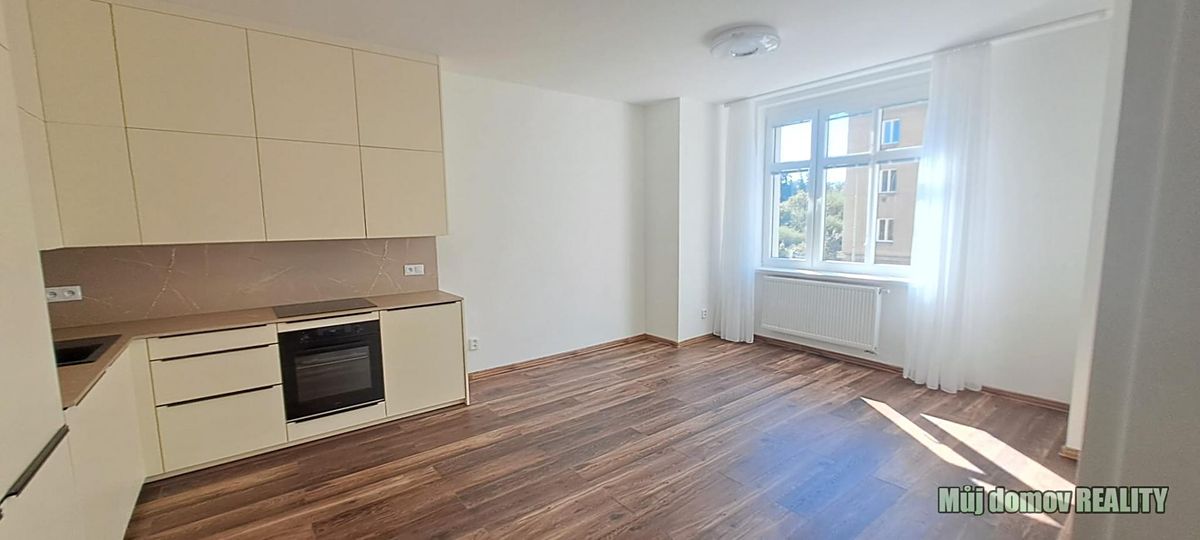 Pronájem bytu 3+kk 65 m², Praha – fotka 1 z 3