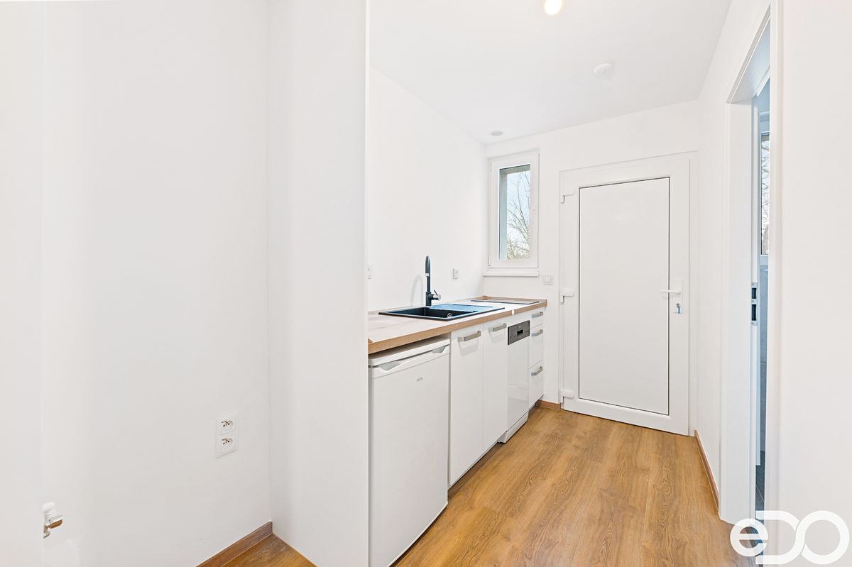 Prodej rodinného domu 122 m², pozemek 168 m² – fotografie 5