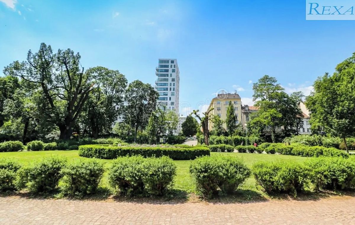Pronájem bytu 2+kk 62 m²
