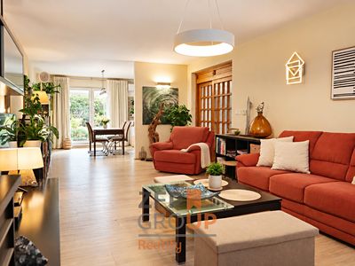 Prodej rodinného domu 208 m², pozemek 273 m²