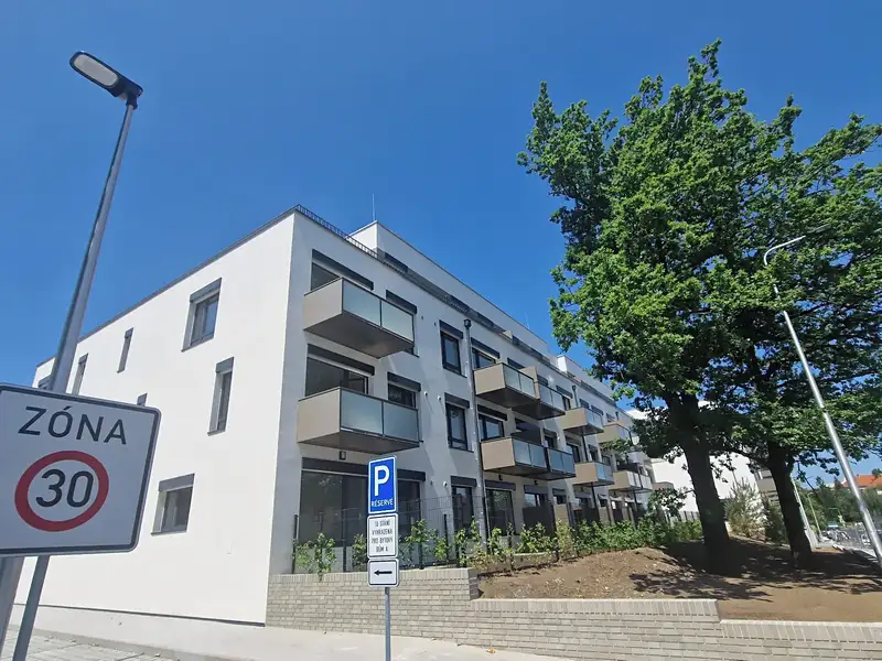 Prodej bytu 3+kk 74 m², Kladno – náhled fotky 1