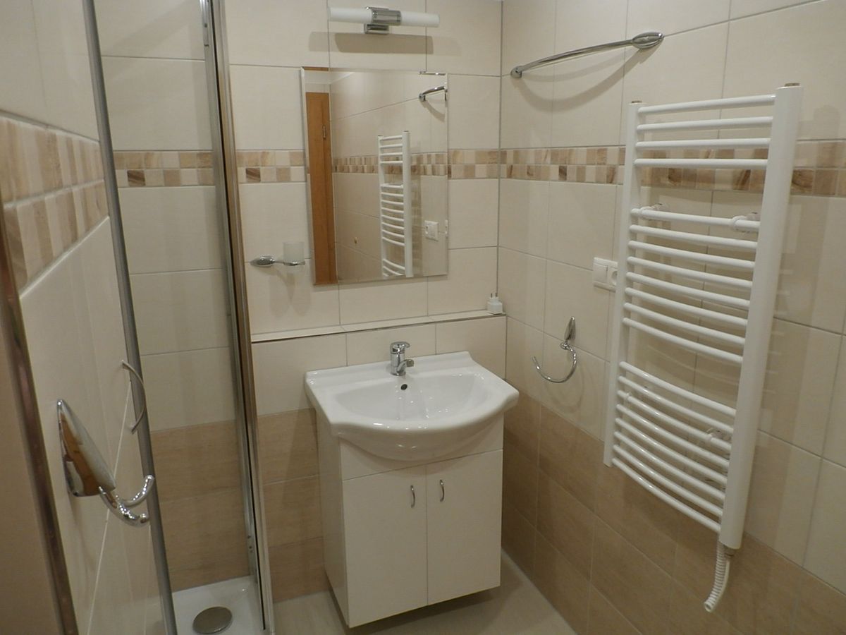 Pronájem bytu 2+1 66 m² – fotografie 4