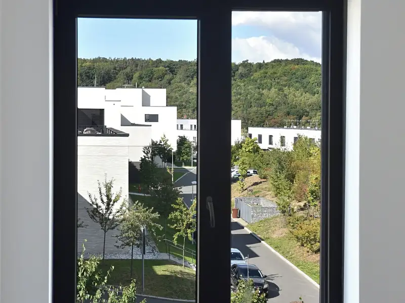 Prodej bytu 4+kk 112 m², Praha – náhled fotky 3
