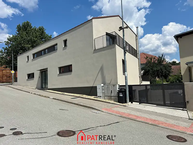 Pronájem bytu 2+1 44 m², Brno – náhled fotky 1