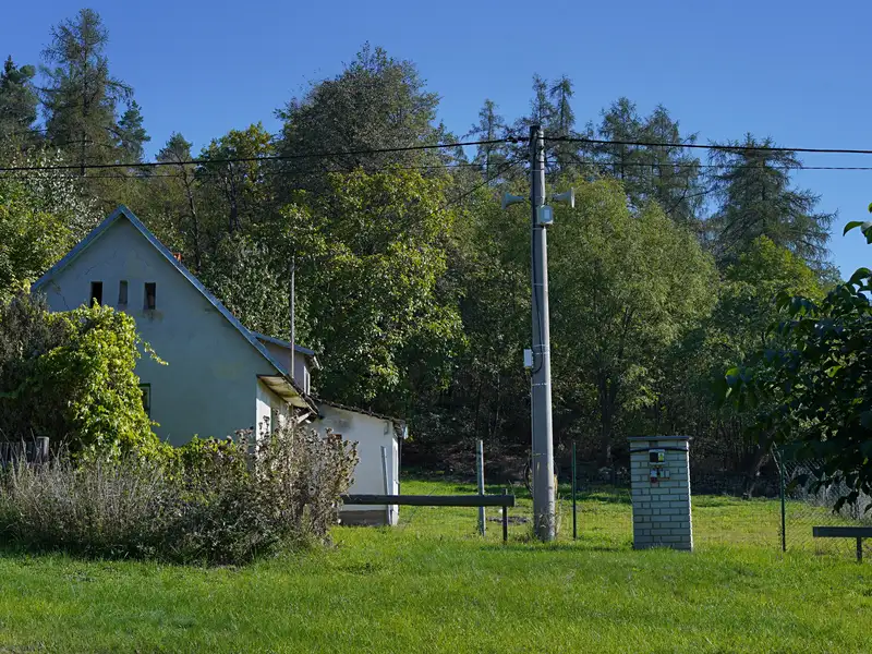 Prodej stavebního pozemku 808 m², Veliš – náhled fotky 3