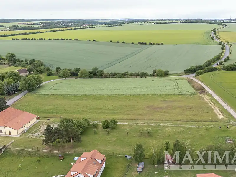 Prodej stavebního pozemku 1208 m², Číčovice – náhled fotky 3