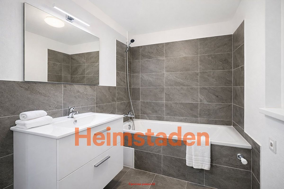 Pronájem bytu 3+1 70 m² – fotografie 3