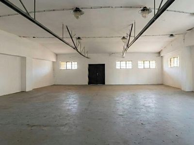 Pronájem skladového prostoru 2000 m²