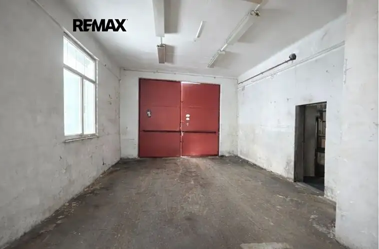 Pronájem obchodního prostoru 442 m², Praha – náhled fotky 3