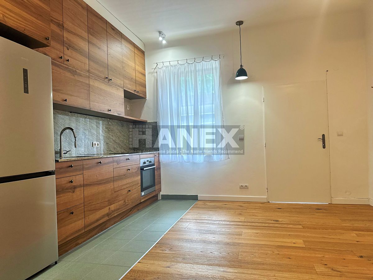 Pronájem bytu 2+kk 40 m²