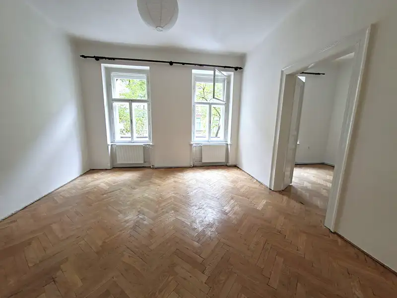 Pronájem bytu 3+1 90 m², Praha – náhled fotky 1
