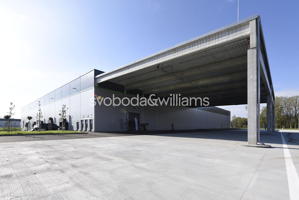 Pronájem výrobní haly, prostoru 5470 m² – fotografie 3