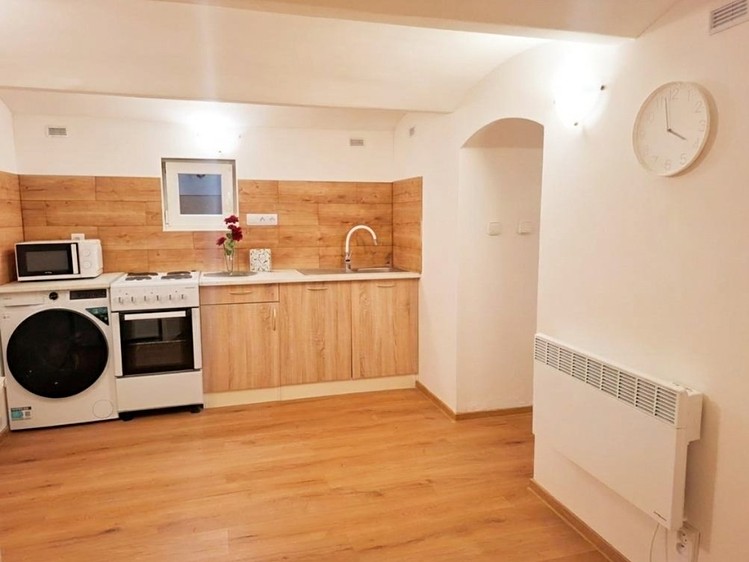 Prodej komerčního prostoru, 62 m² (5 z 20)