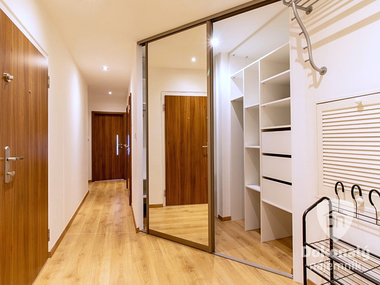 Pronájem bytu 3+kk, 72 m² (17 z 22)