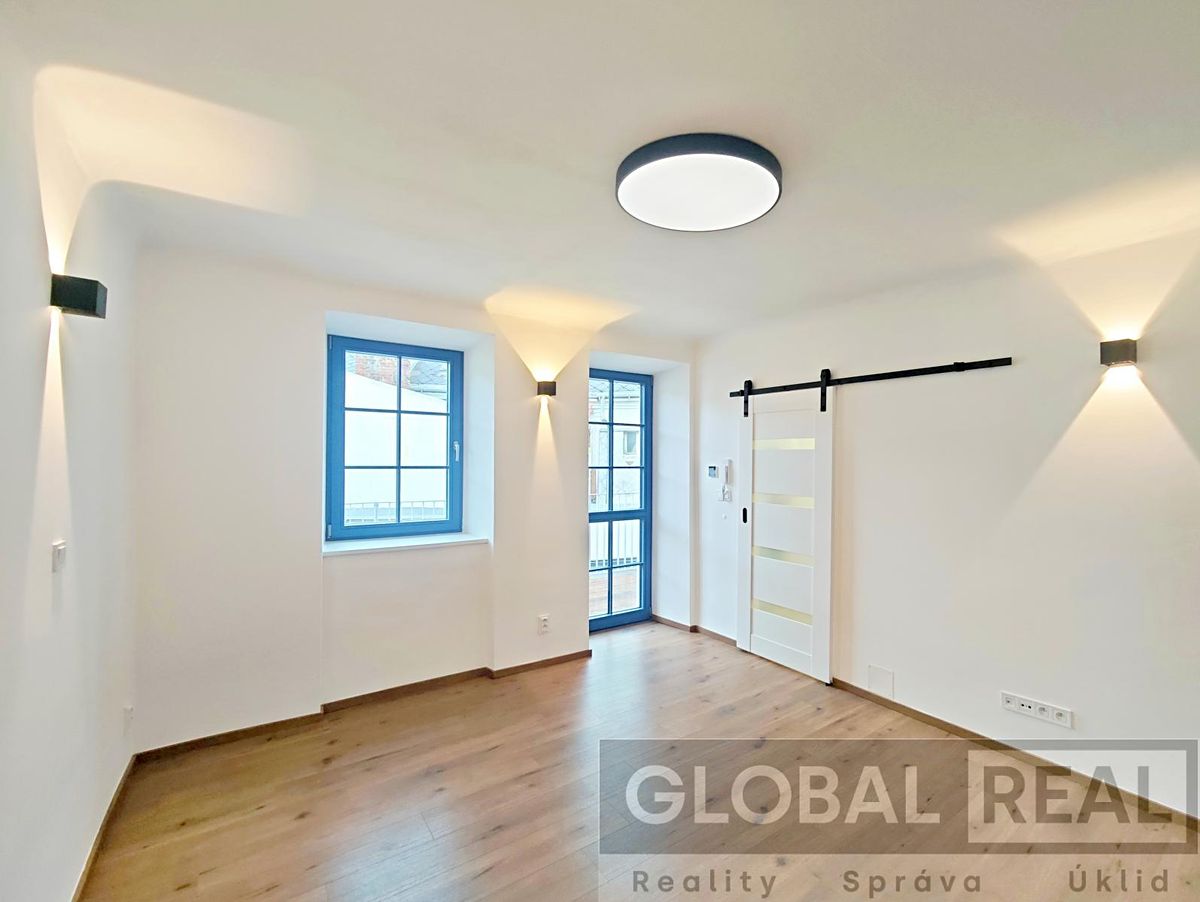 Prodej bytu 1+kk 22 m² – fotografie 2