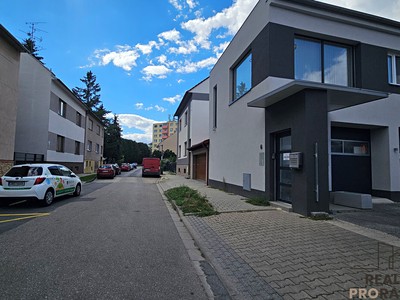 Pronájem komerční nemovitosti 33 m²