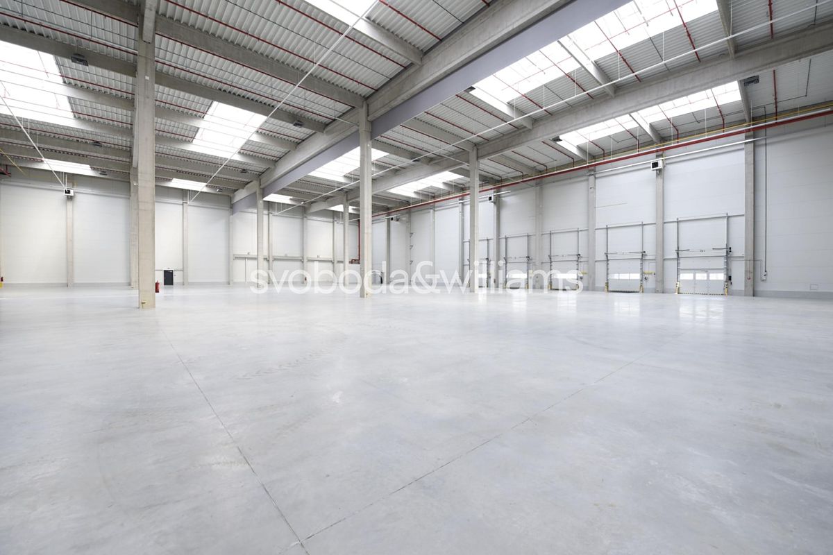 Pronájem výrobní haly, prostoru 3481 m² – fotografie 4