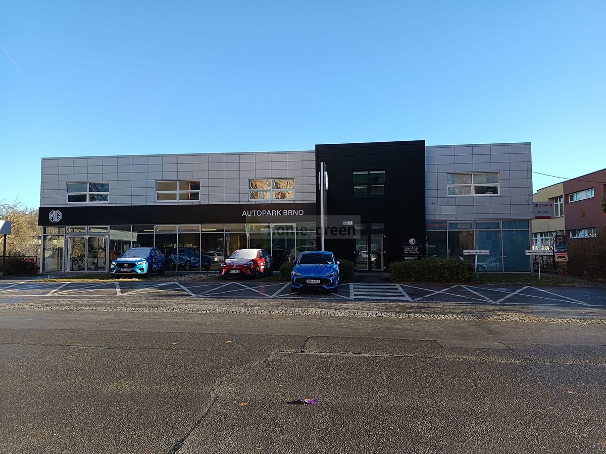 Prodej obchodního prostoru 700 m²