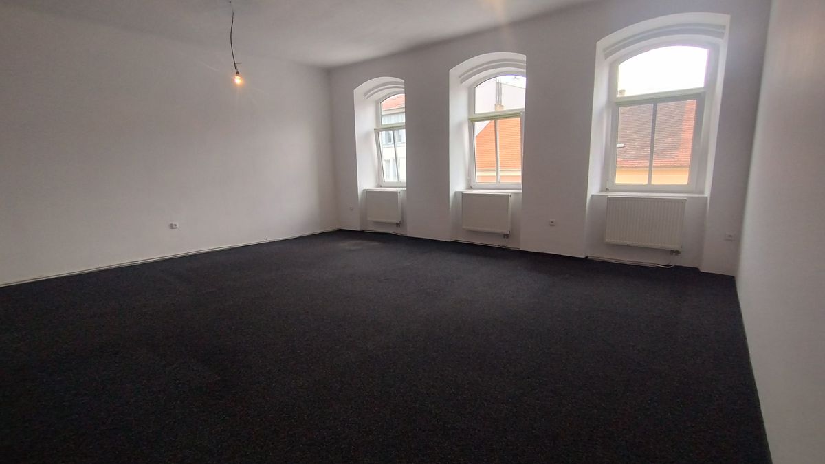 Pronájem bytu 1+1 50 m² – fotografie 2