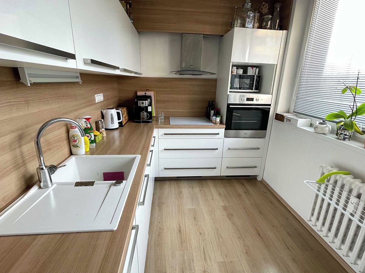 Pronájem bytu 4+1 93 m² – fotografie 2
