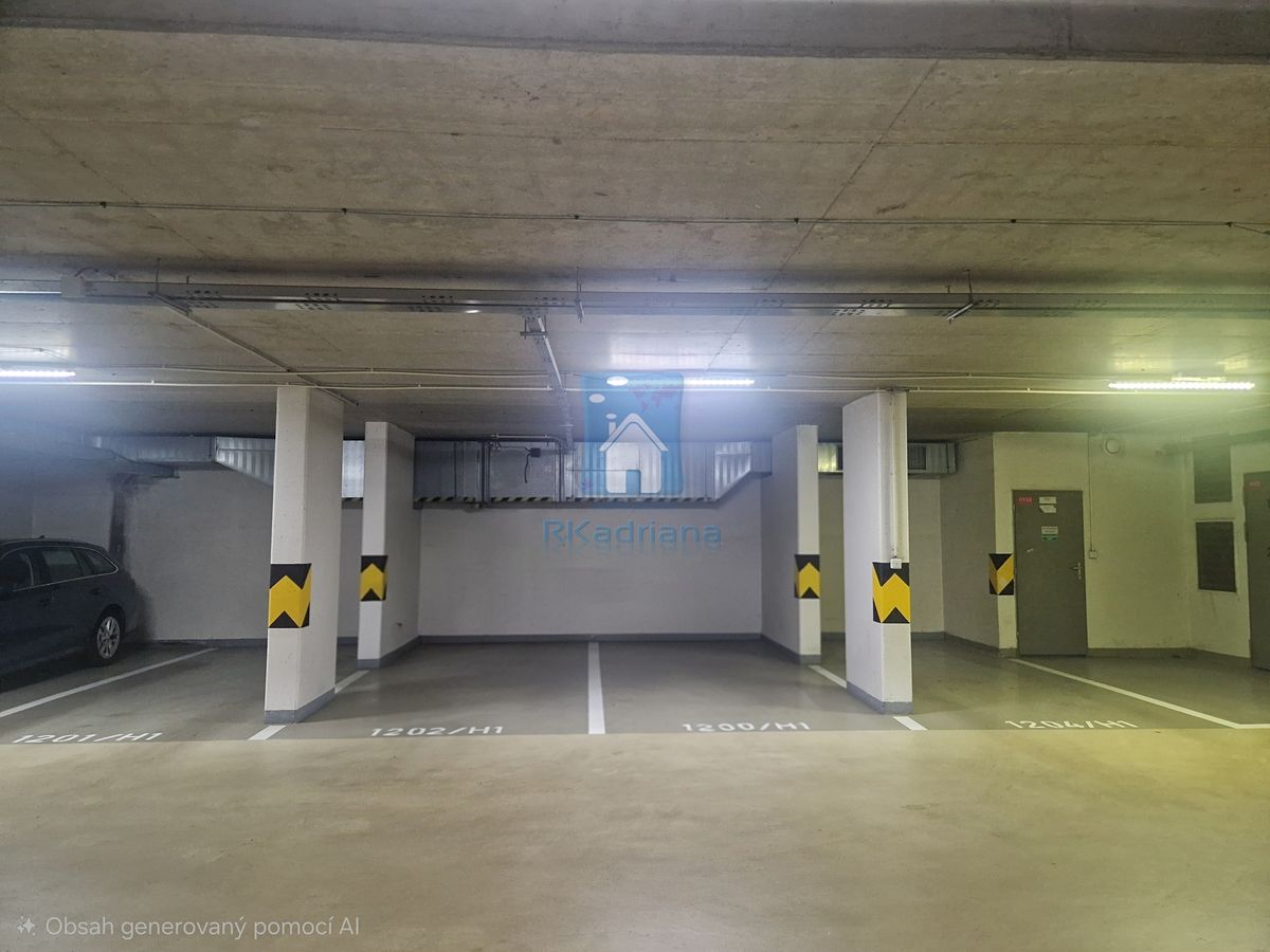 Prodej garážového stání 12 m²