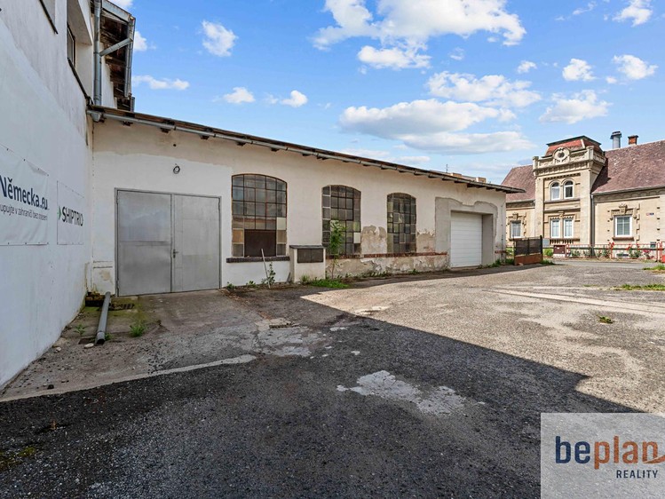 Prodej komerčního prostoru, 7 660 m² (17 z 26)