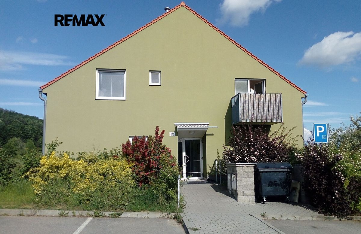 Pronájem bytu 2+kk 45 m² – fotografie 3