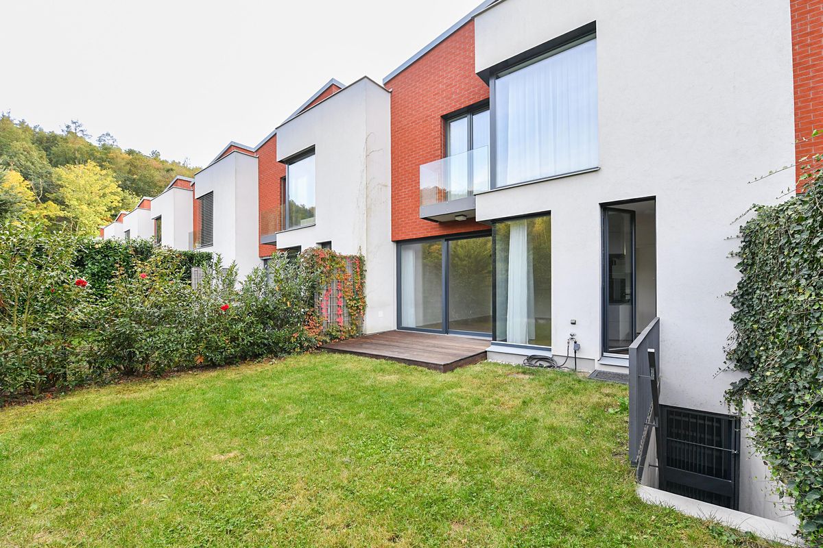 Pronájem rodinného domu 210 m², pozemek 207 m² – fotografie 5