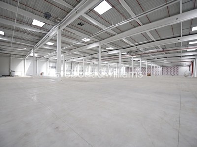 Комерційне приміщення в оренду, 5 197 м² (2 з 16)