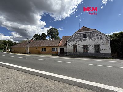 Prodej rodinného domu 230 m², pozemek 694 m²