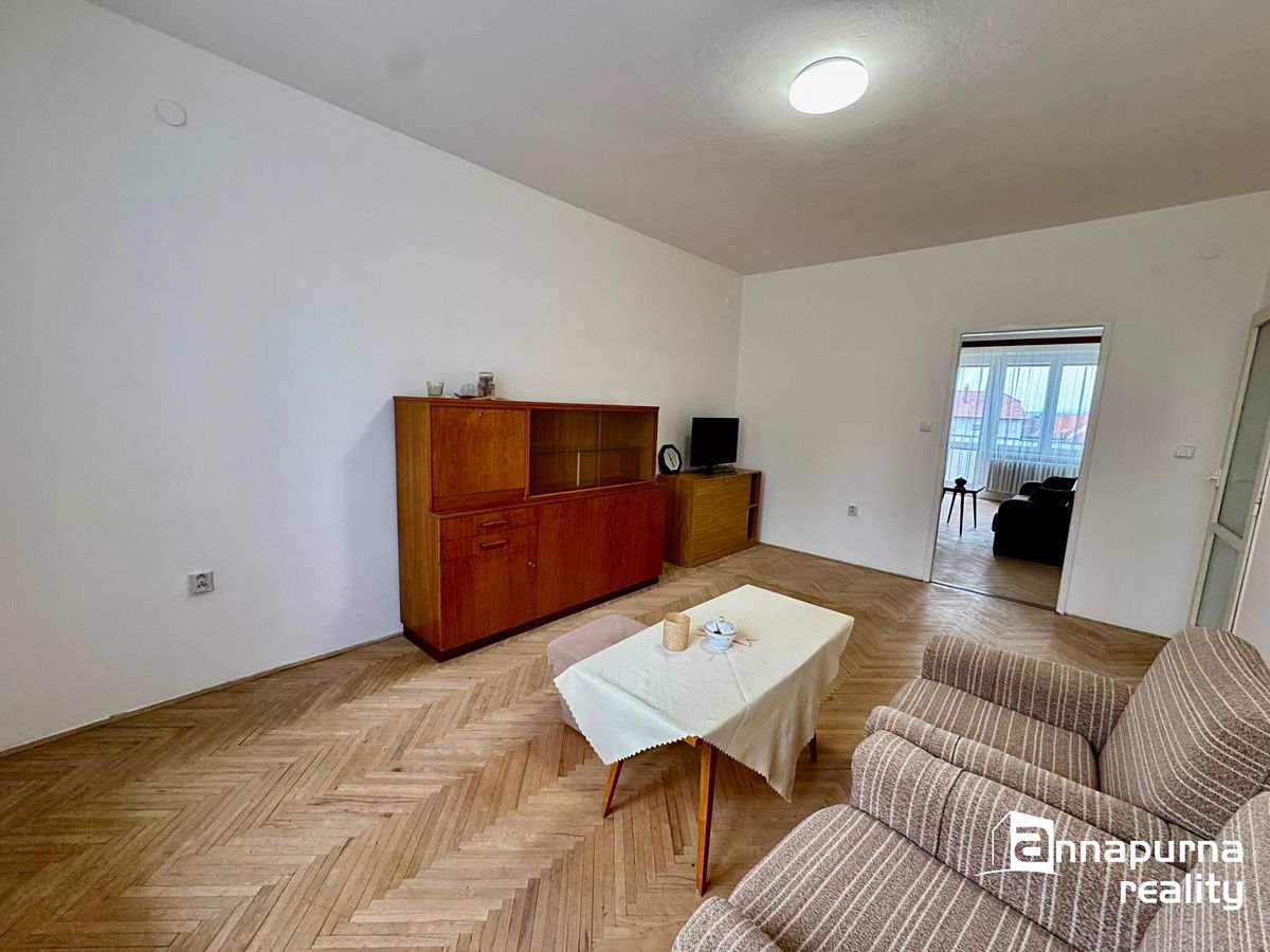 Pronájem bytu 2+1 50 m² – fotografie 3