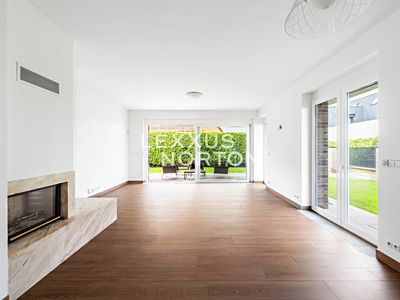 Pronájem rodinného domu 500 m², pozemek 700 m²