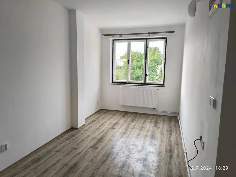 Pronájem bytu 1+kk 36 m², Žďár nad Sázavou – náhled fotky 1