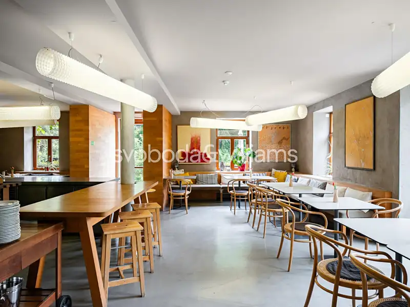 Prodej ubytovacího zařízení 1428 m², Kokořín – náhled fotky 3