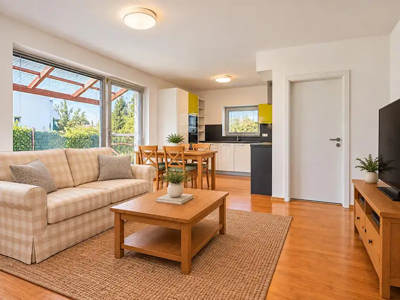Pronájem rodinného domu 115 m², pozemek 296 m², Praha – náhled fotky 3