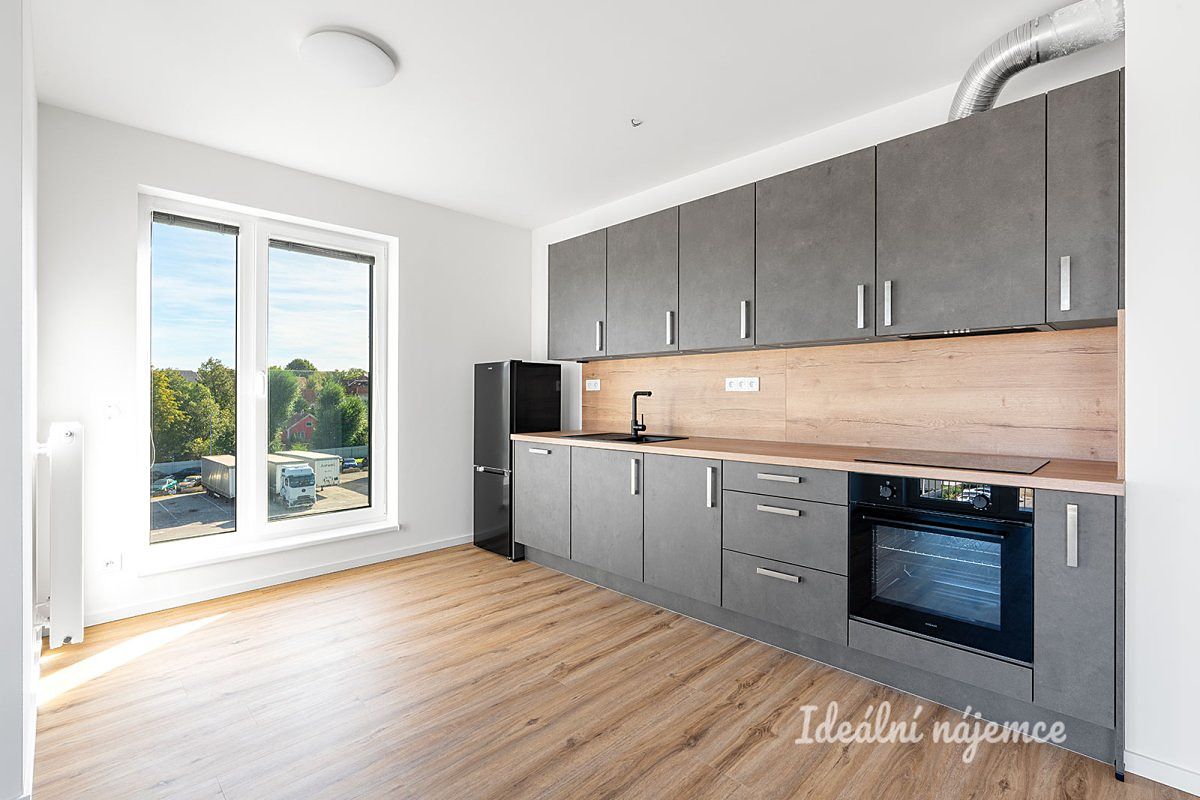 Pronájem bytu 3+kk 73 m²