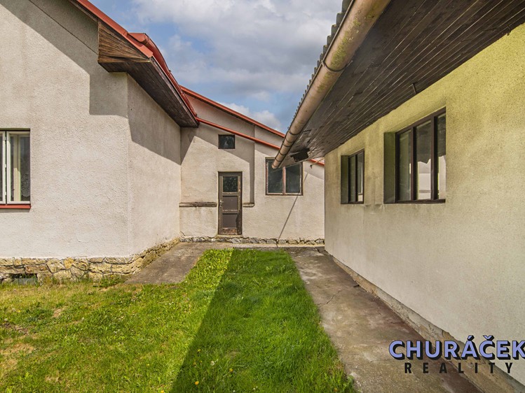 Prodej domu, 200 m² (40 z 64)