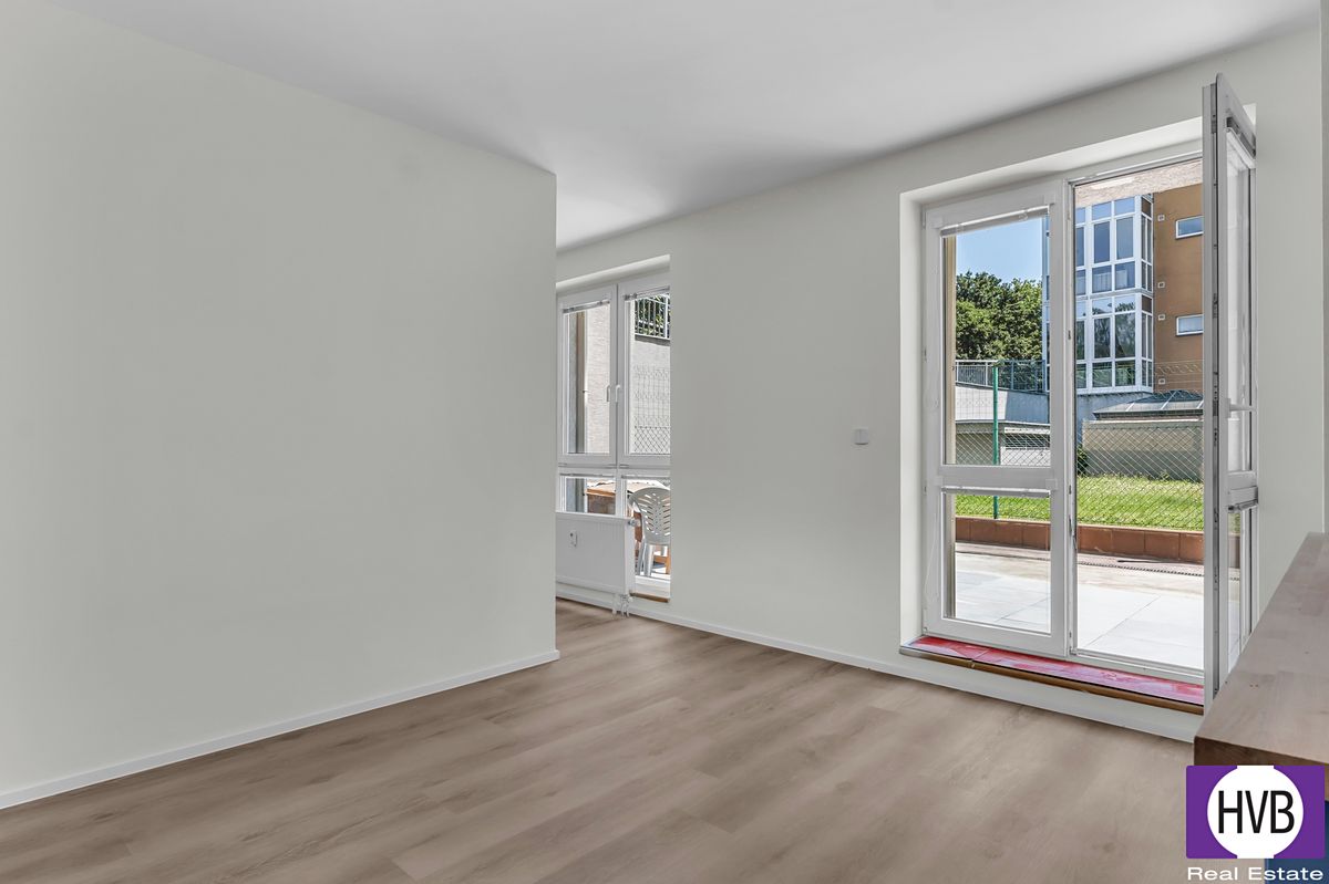 Prodej bytu 1+kk 35 m² – fotografie 3