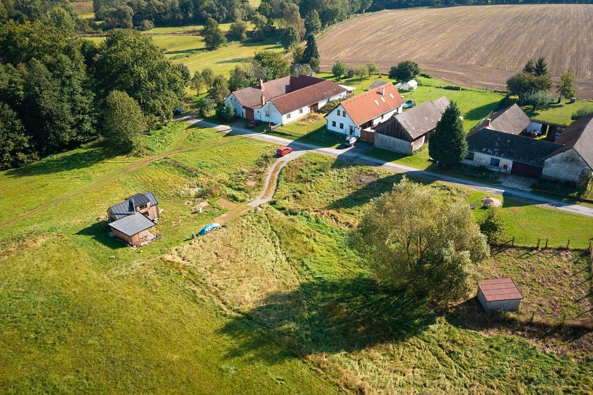 Prodej stavebního pozemku 888 m² – fotografie 5
