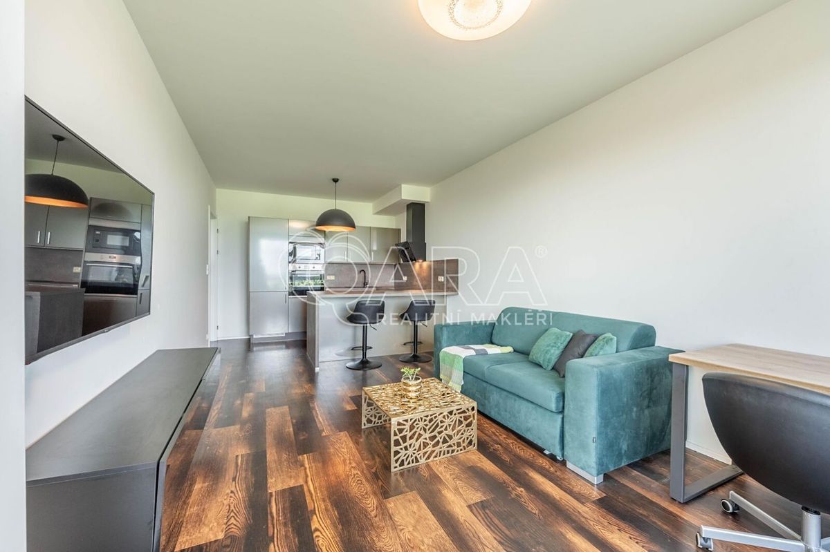 Pronájem bytu 2+kk 53 m²