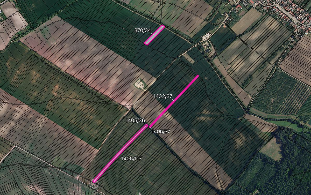 Prodej pole 13951 m² – fotografie 2