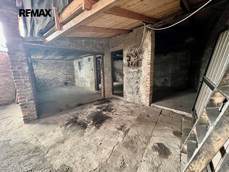 Prodej domu, 230 m² (41 z 42)