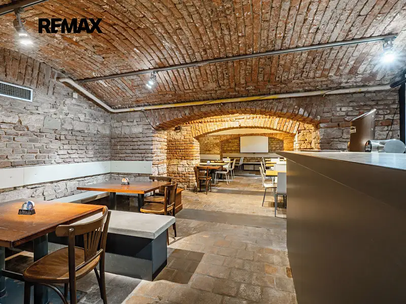 Pronájem restaurace 254 m², Praha – náhled fotky 3