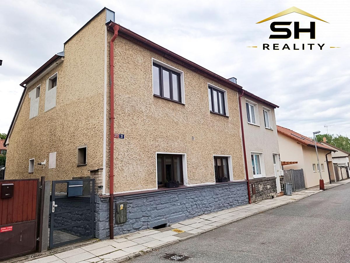 Prodej rodinného domu 146 m², pozemek 286 m² – fotografie 2