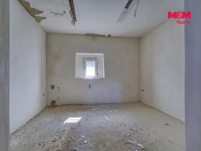 Prodej skladového prostoru 202 m², Dubí – náhled fotky 3